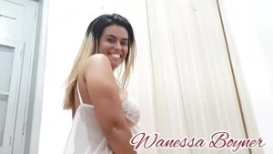 Videopornobrasileirinhas Vanessa Boyer fazendo boquete delicioso